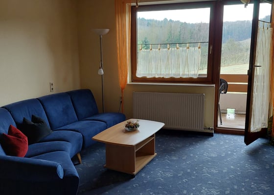Ferienwohnung Forstbachtalblick (1 Schlaf­zimmer sowie 1 Wohn-/Schlaf­zimmer, für 2-4 Personen geeignet)